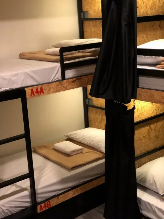 Cafe Moto Hostel