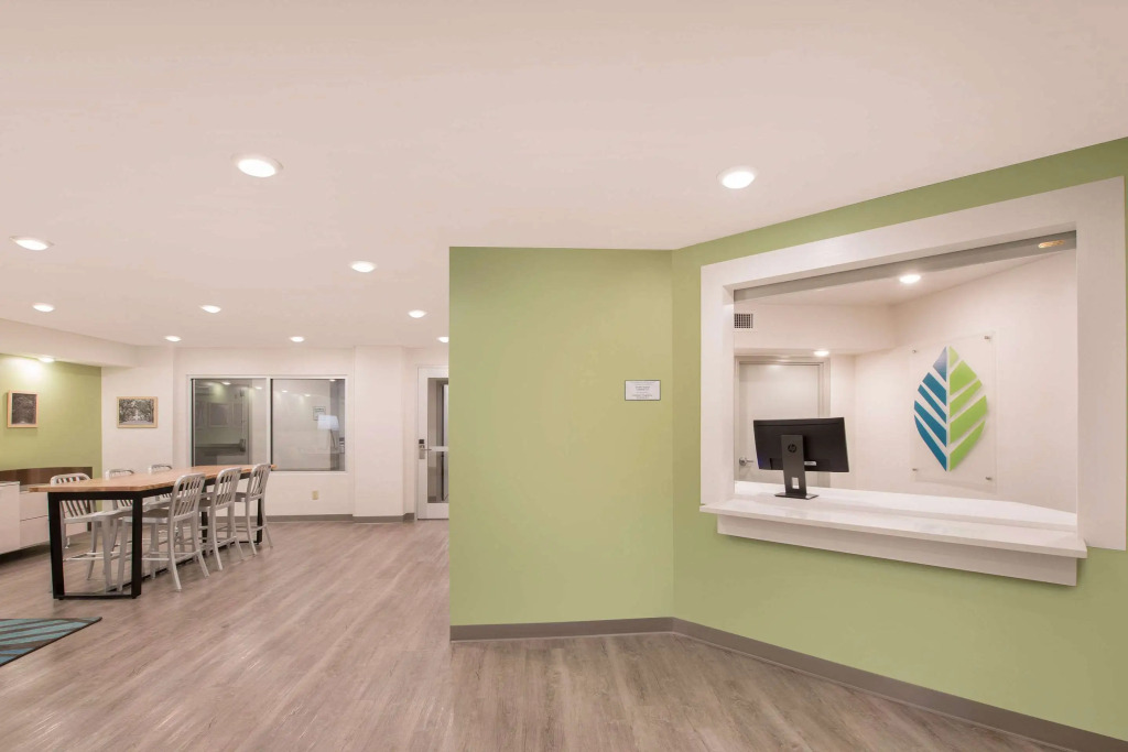 WoodSpring Suites Savannah Pooler