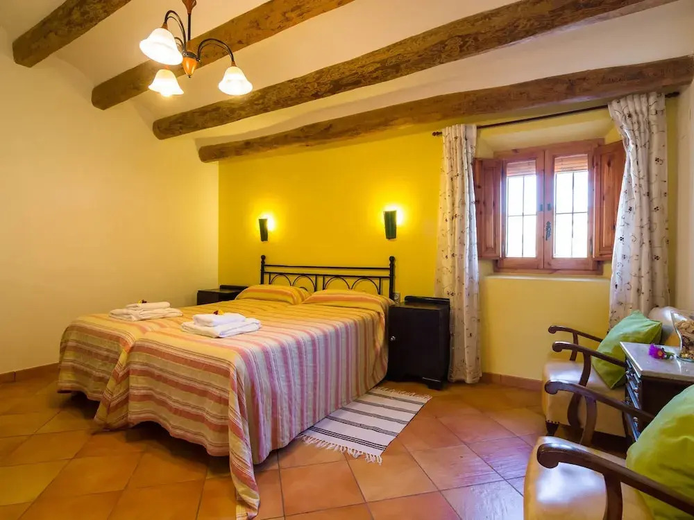Luxurious Mansion in la Múnia With Swimming Pool and Views