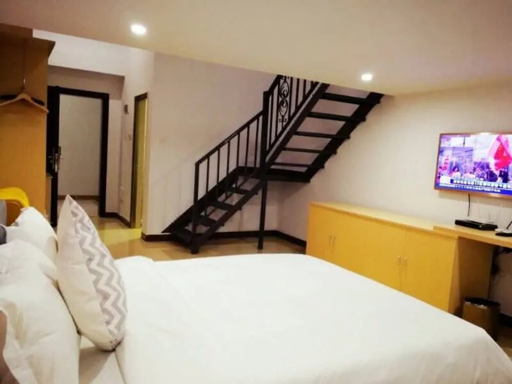 HT Aparthotel