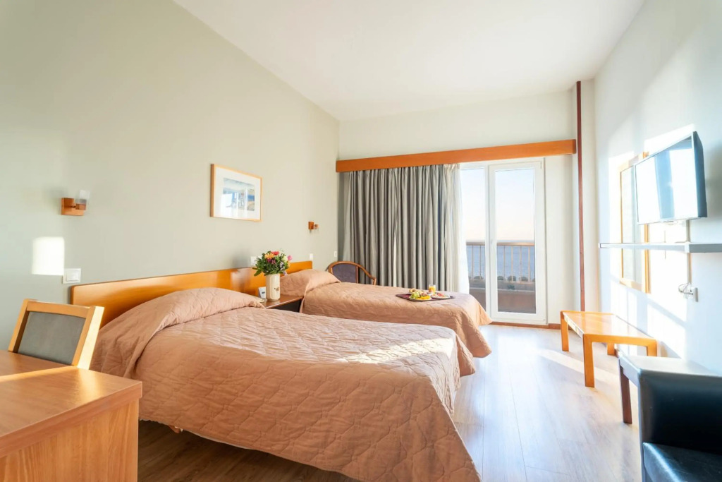 Queen Olga Hotel