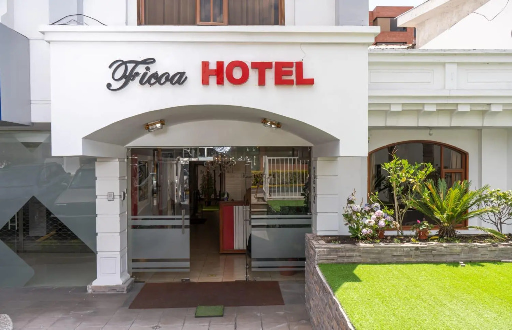 Ficoa Real Suites