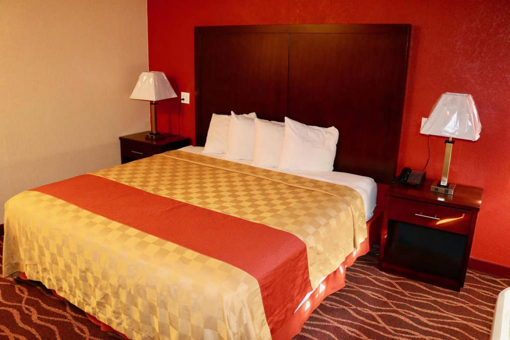 Holiday Lodge - Salem,OR