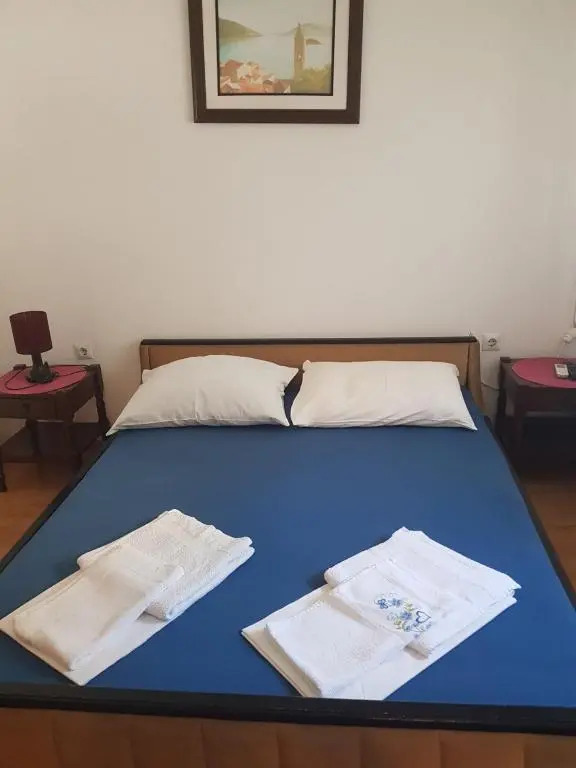 Sobe i apartmani Marović