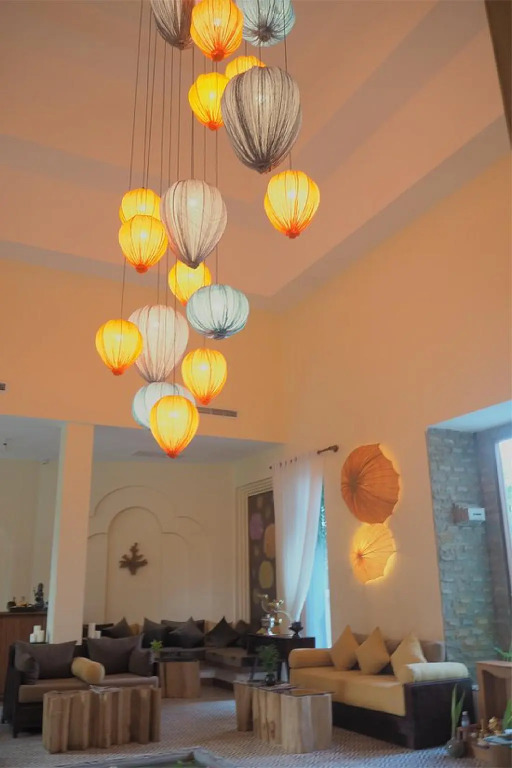 Central Corner Suite