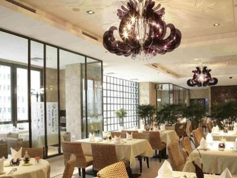 The Q Hotel