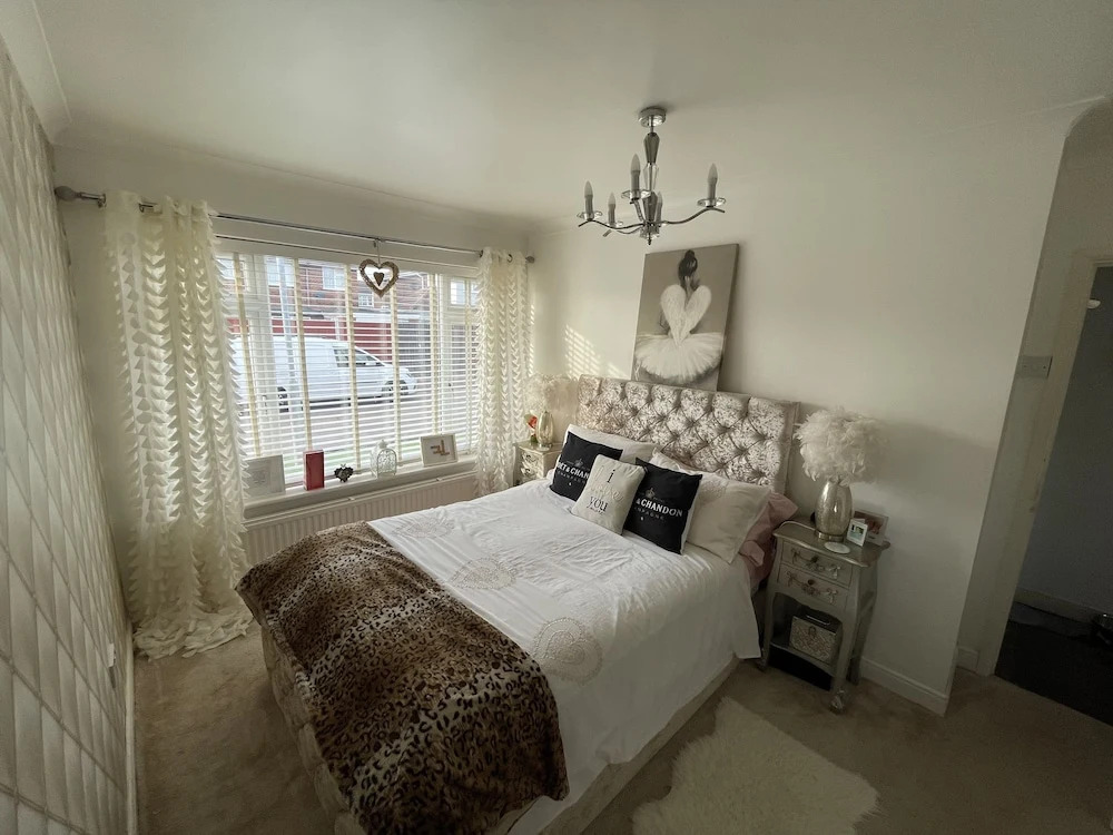Beautiful 2-bed Bungalow in Canvey Island
