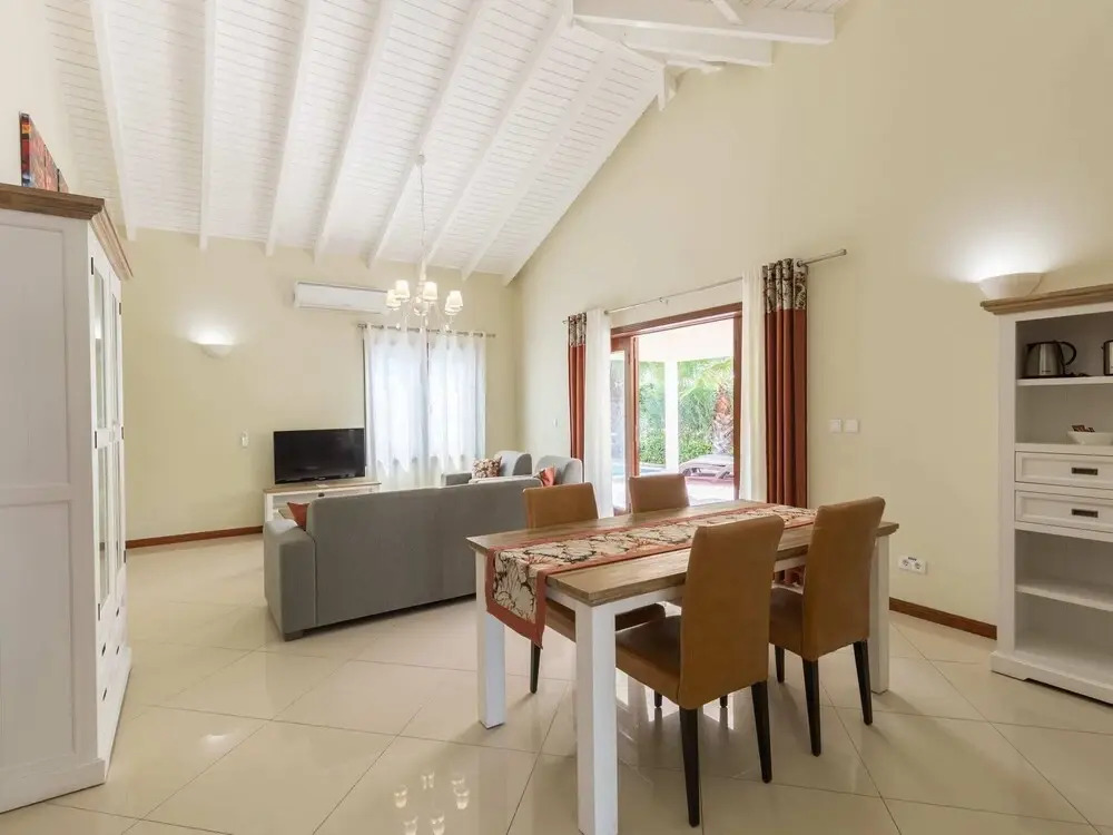 Modern Holiday Home Near Mambo Beach in Willemstad