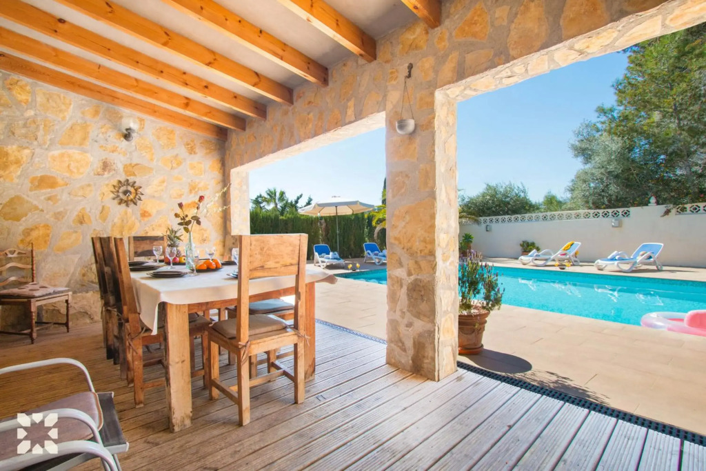Villa Hugo 11 by Abahana Villas