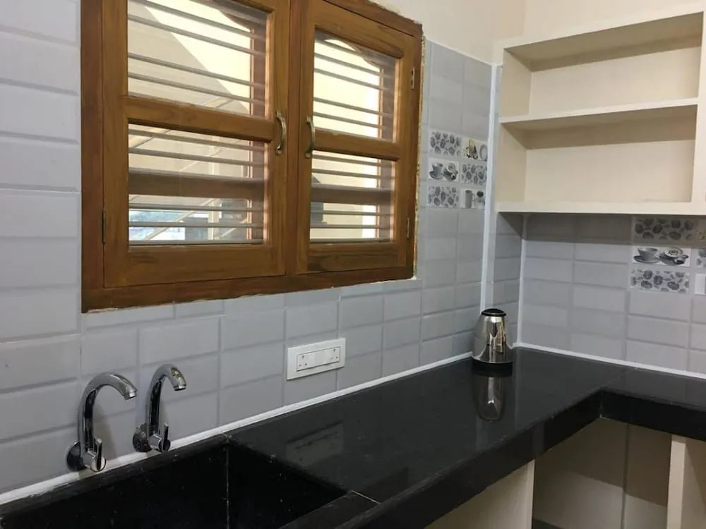 Dea Service Apartment