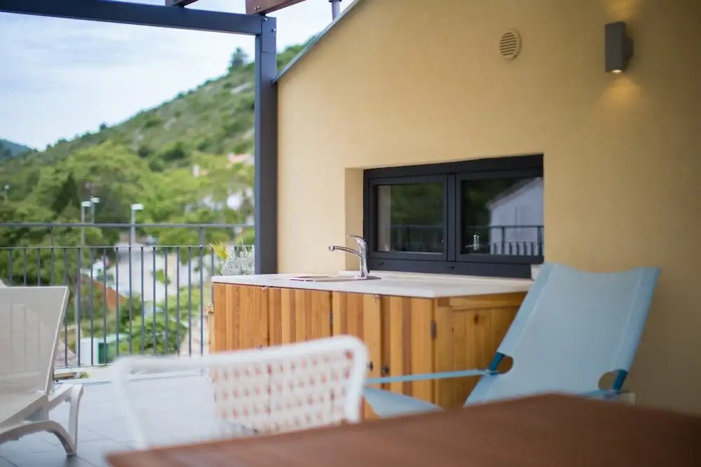 Bella Vista Suites