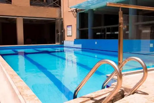 Eden Palms Resort