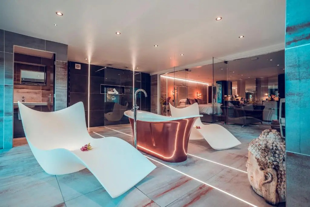Aphrodites Group - Luxury Hot Tub Suites in Central Lake District