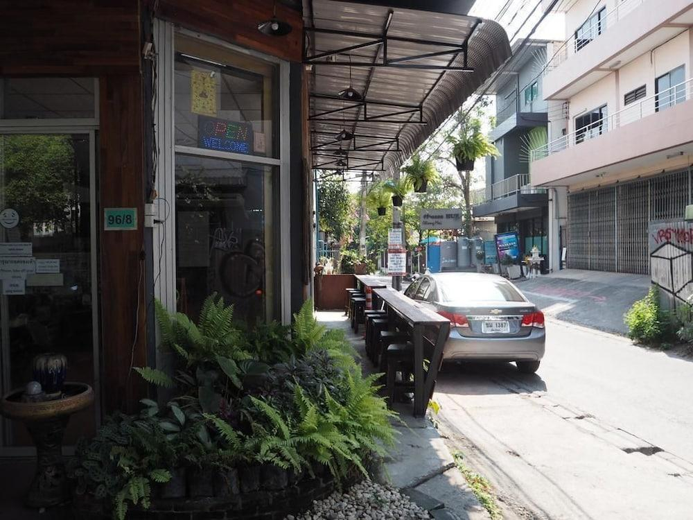 The Local Hostel