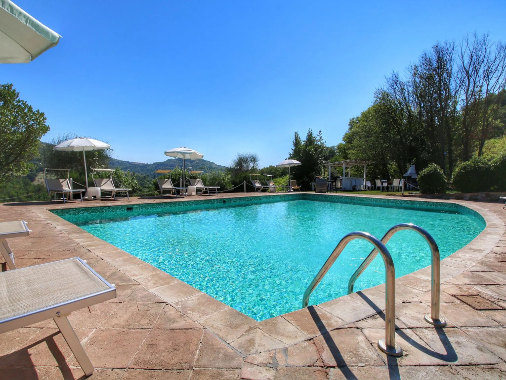 Picturesque Holiday Home in Assisi With Pool