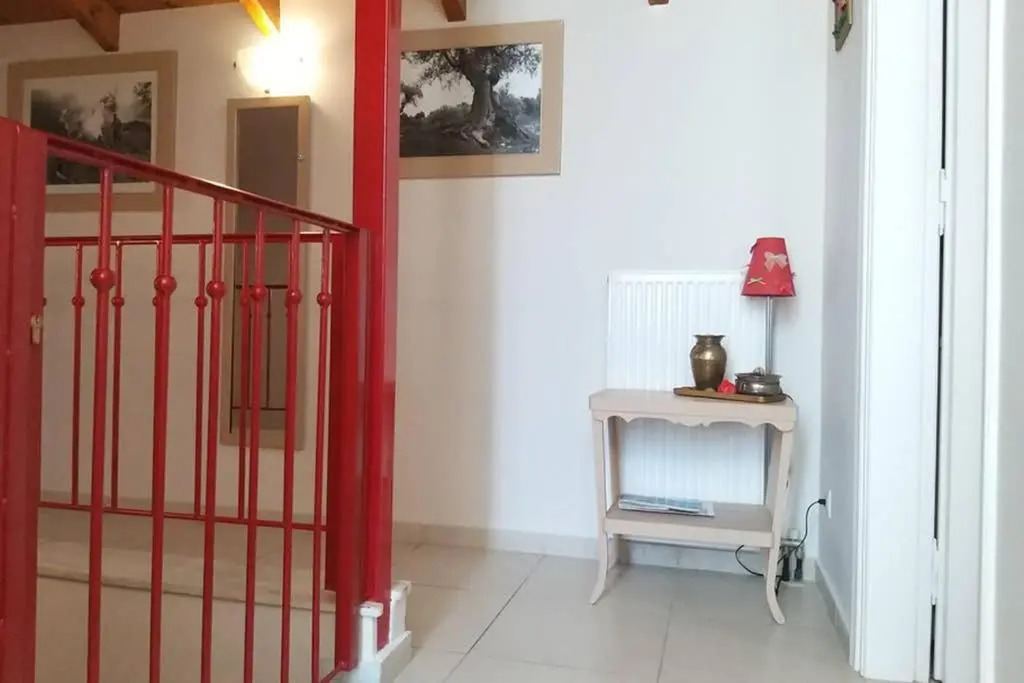 New independent loft, 360⁰ view, 5' beach/center