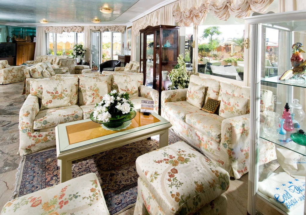 Hotel Des Nations