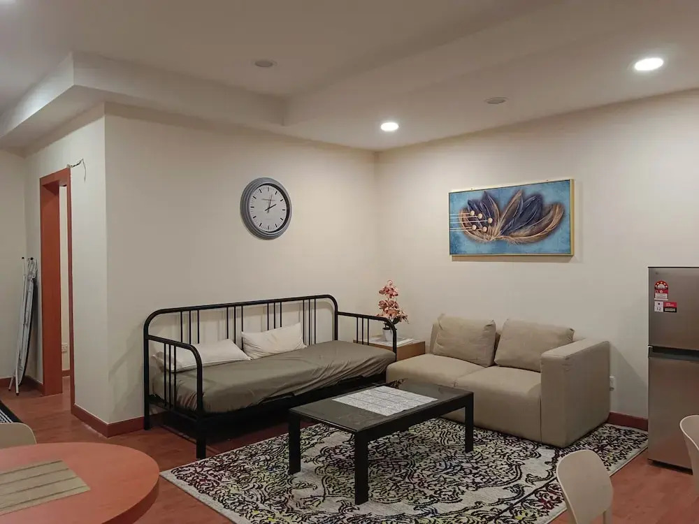 Maytower Apartment