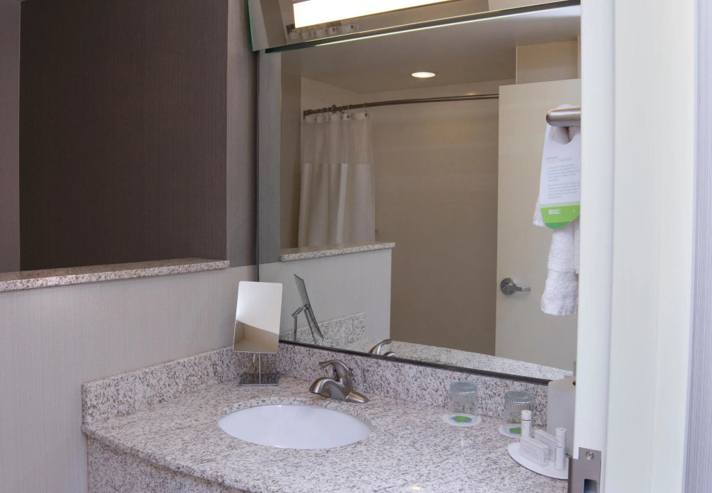 Courtyard by Marriott Jackson Airport/Pearl