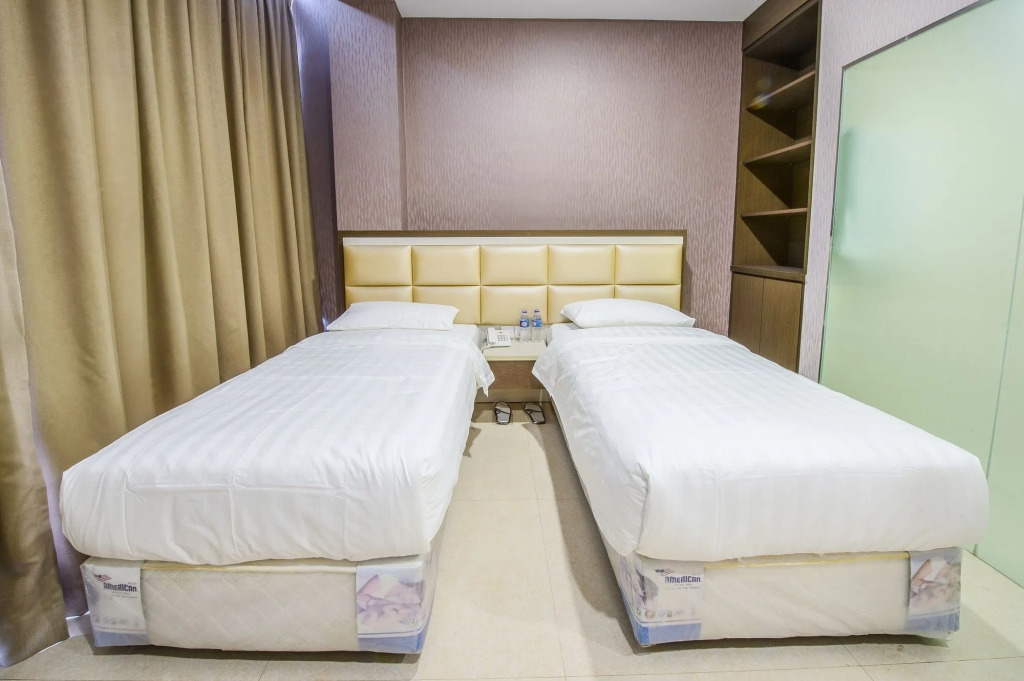 OYO 676 Nasa Hotel
