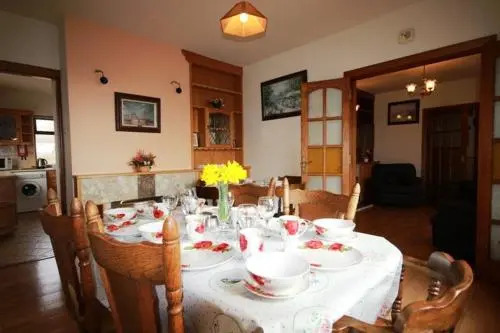 Pooreen House