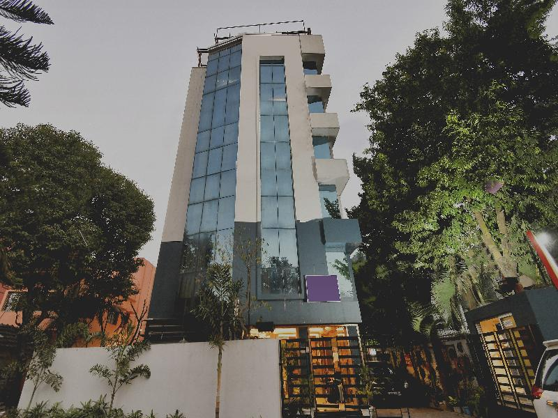 OYO 78582 SilverKey Hotel Mayfair Tower