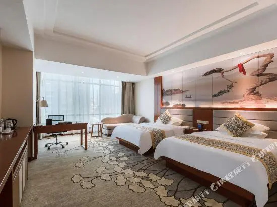 Crown Hotel