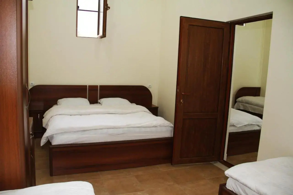 Marishok Hotel