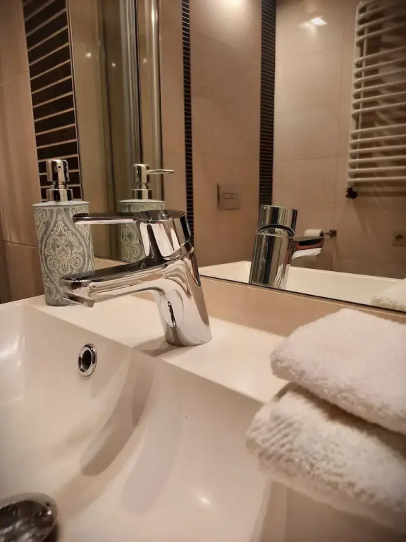 Luxury Senate Apartment