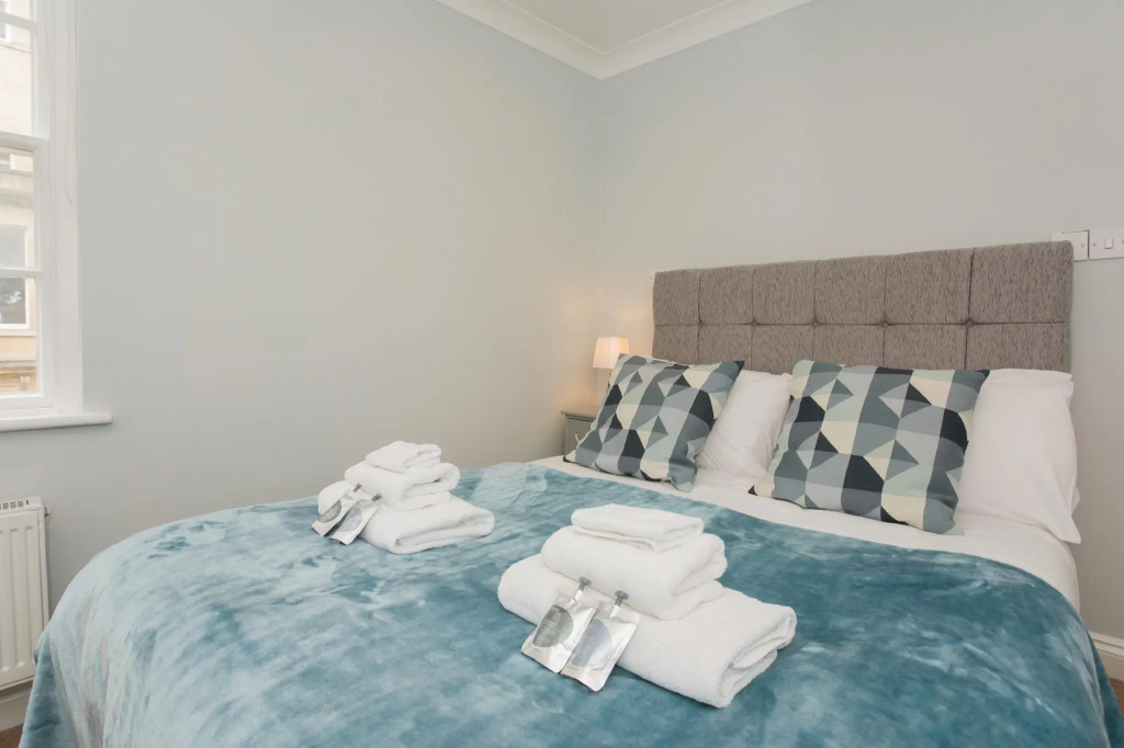 Crescent Mews