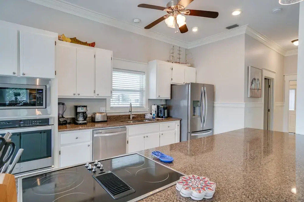 30A Beach House - Walking on Sunshine by Panhandle Getaways