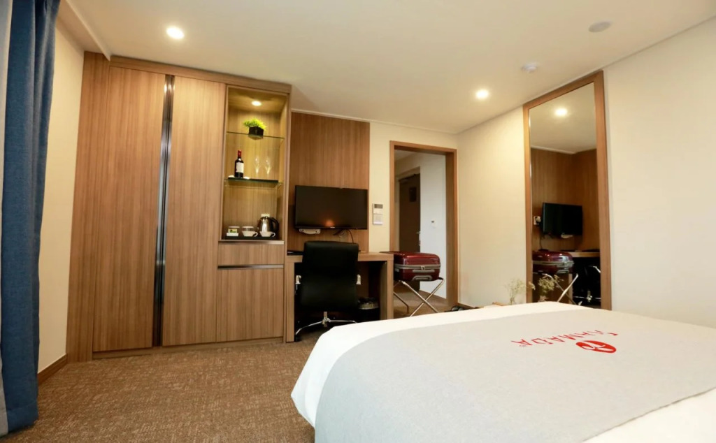 Ramada Taebaek Hotel