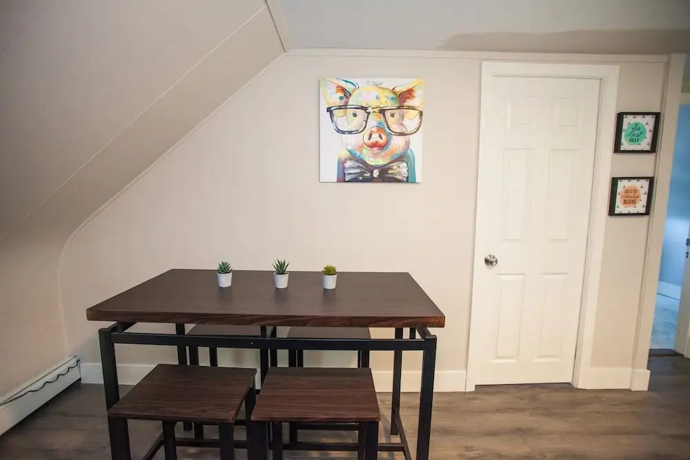 Luxury Collection-4 Bedroom 3 Full-bathroom-boston