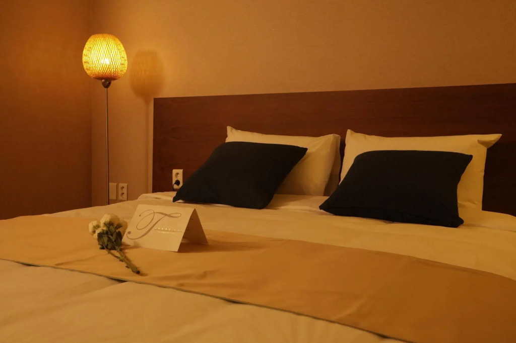 Yihua Hotel
