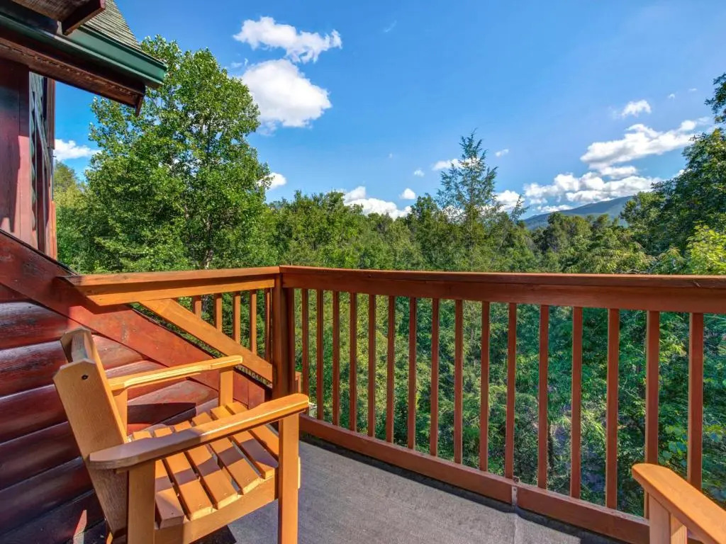 The Moose is Loose, 4 Bedrooms, Mountain View, Hot Tub, Sleeps 10