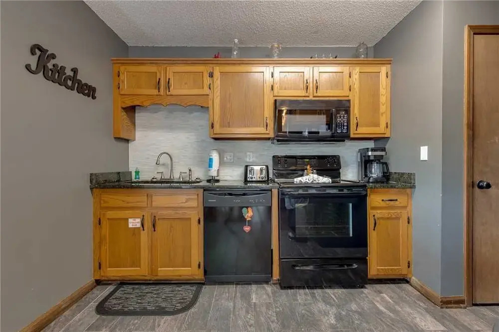 Eagle Ridge - Three Bedroom Cabin