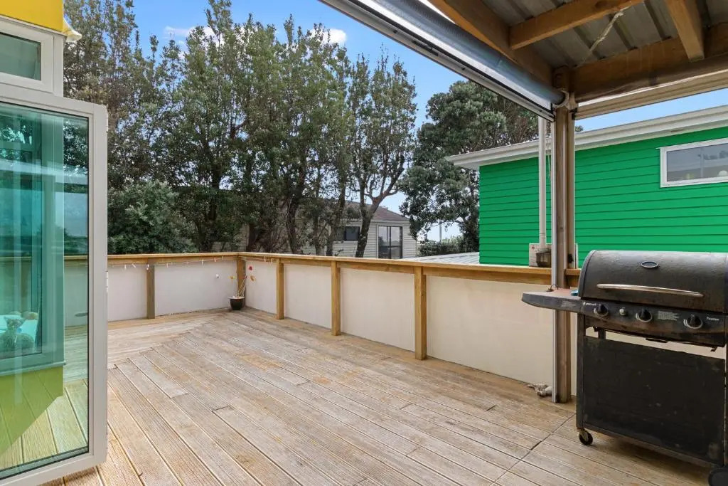 Bach 22 - Waihi Beach Holiday Home