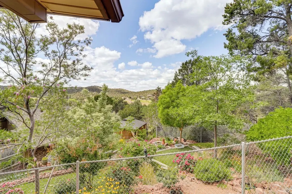 Mtn & Golf Course Views: Payson Retreat!