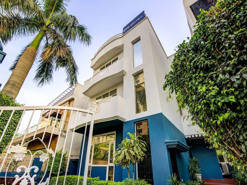 SilverKey Executive Stays 20036 Akash Neem Marg
