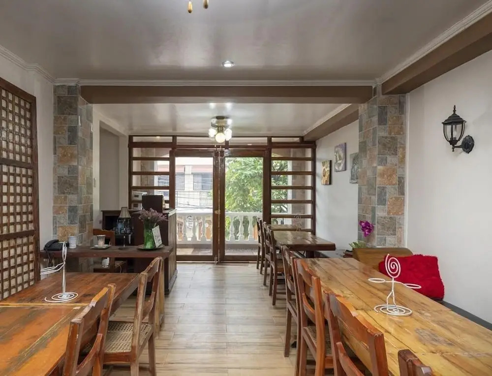 COFFEESWINGS LODGING HOUSE