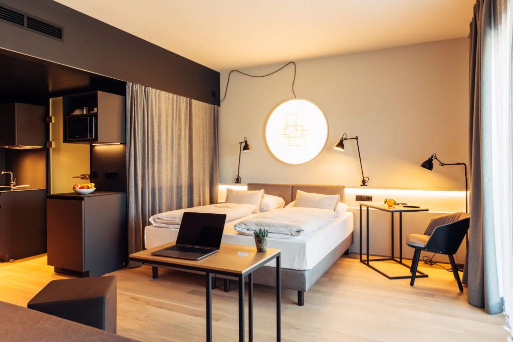 harrys home Telfs hotel & apartments