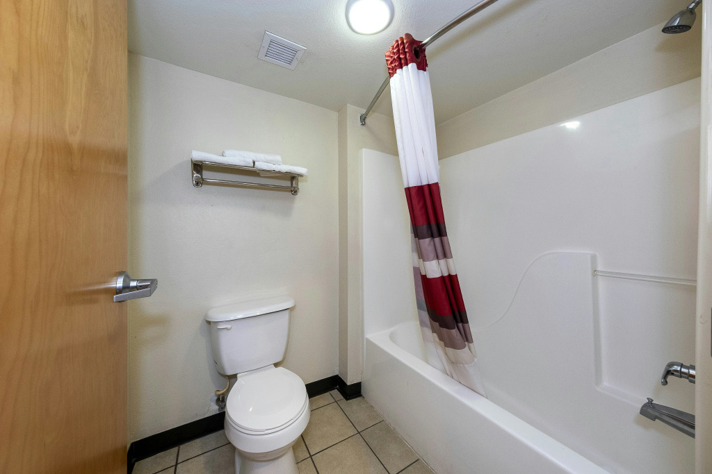Red Roof Inn & Suites Biloxi - Ocean Springs