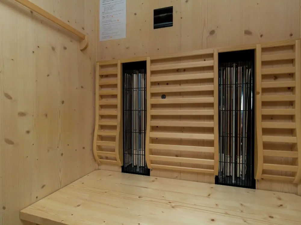 Splendid Holiday Home in Nadrin With Infrared Sauna & Heated Pool