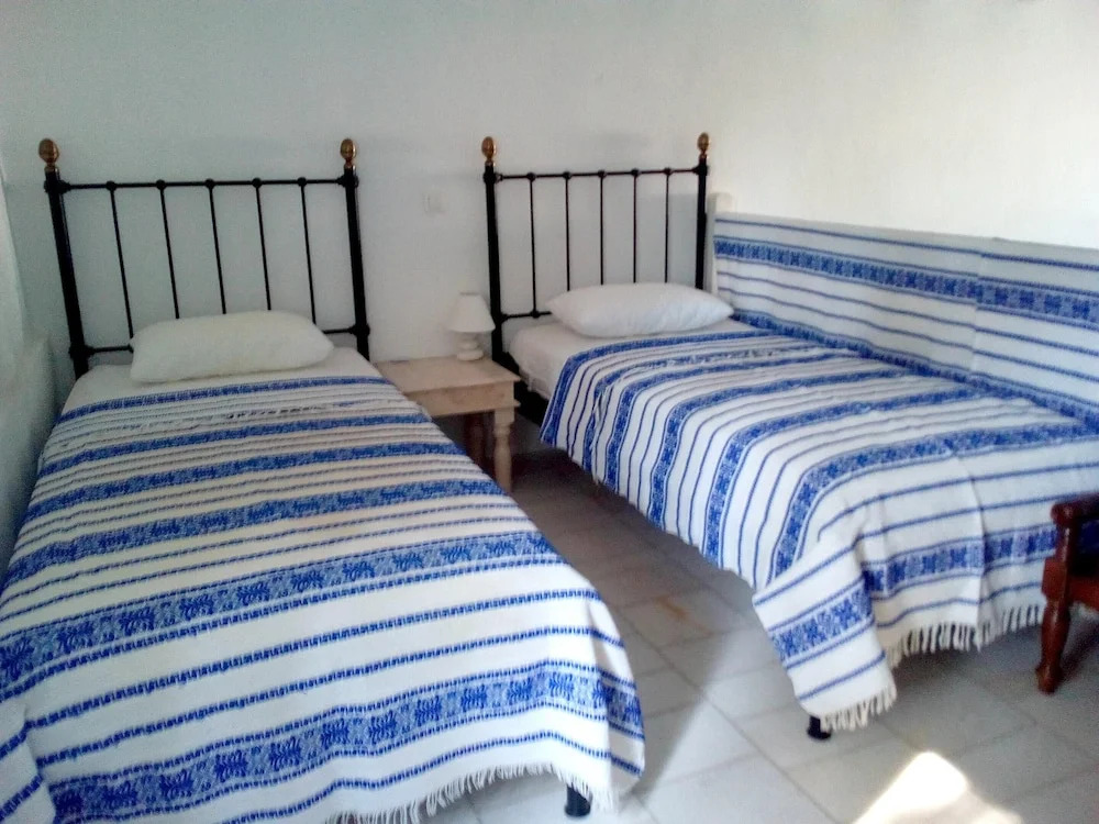 Villa With 2 Bedrooms in Paros, With Wonderful sea View, Pool Access,