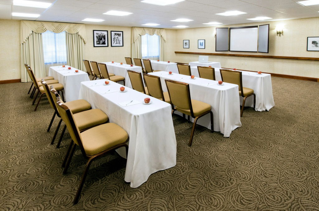 Hampton Inn Boston-Norwood