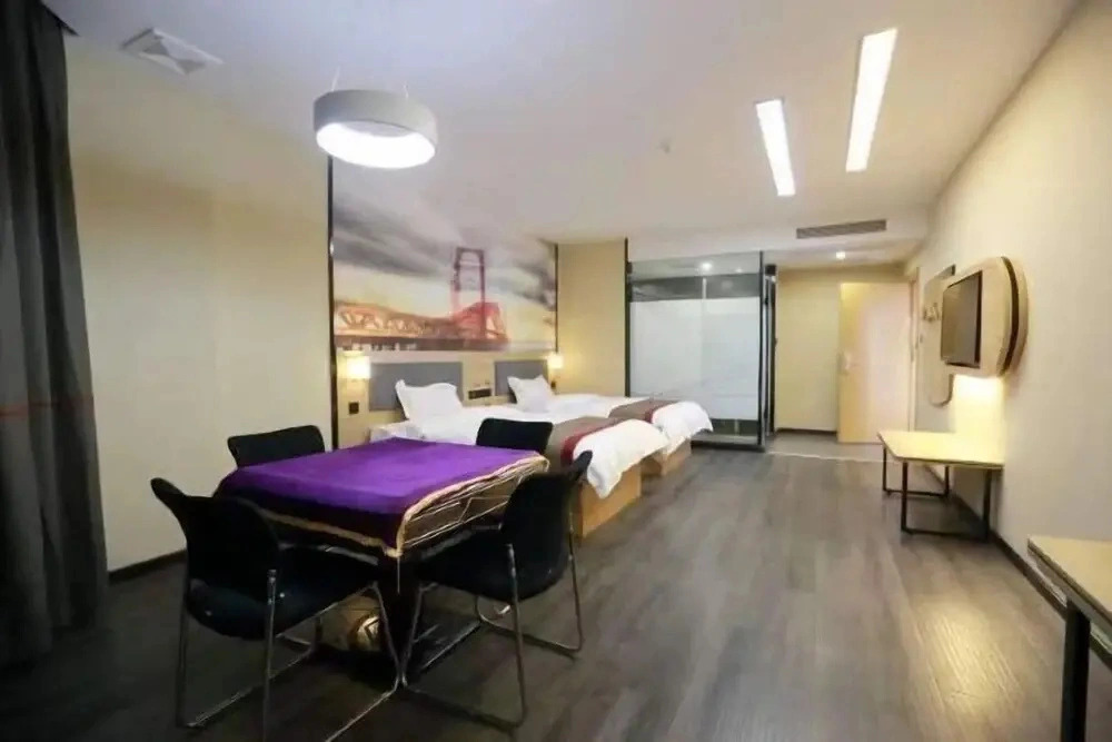 Thank U Chain Hotel