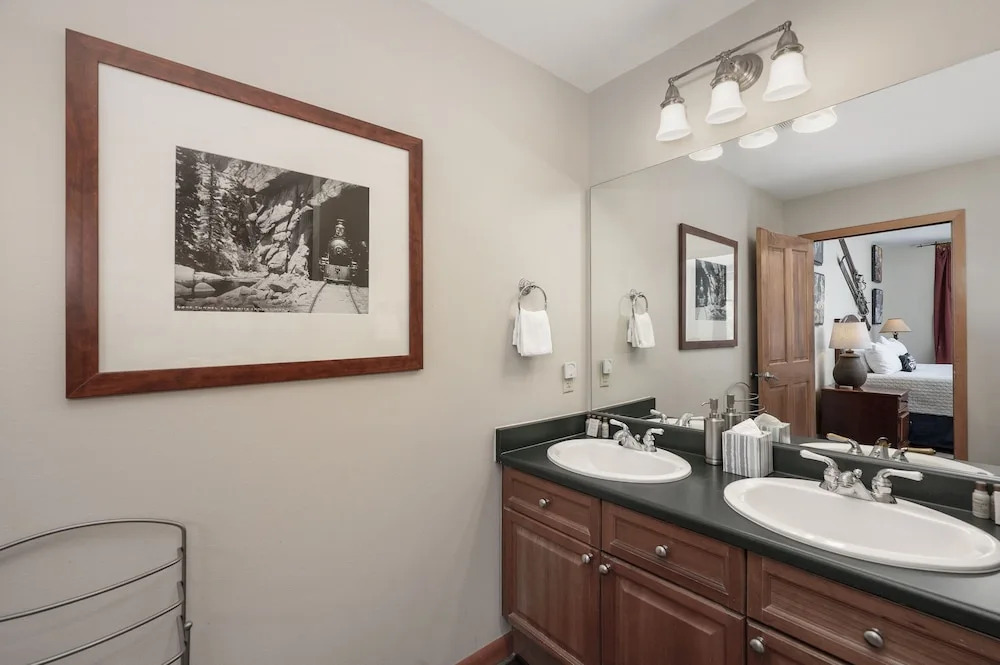 Value Unit 1422 - 2br - Zephyr Mountain Lodge 2 Bedroom Condo
