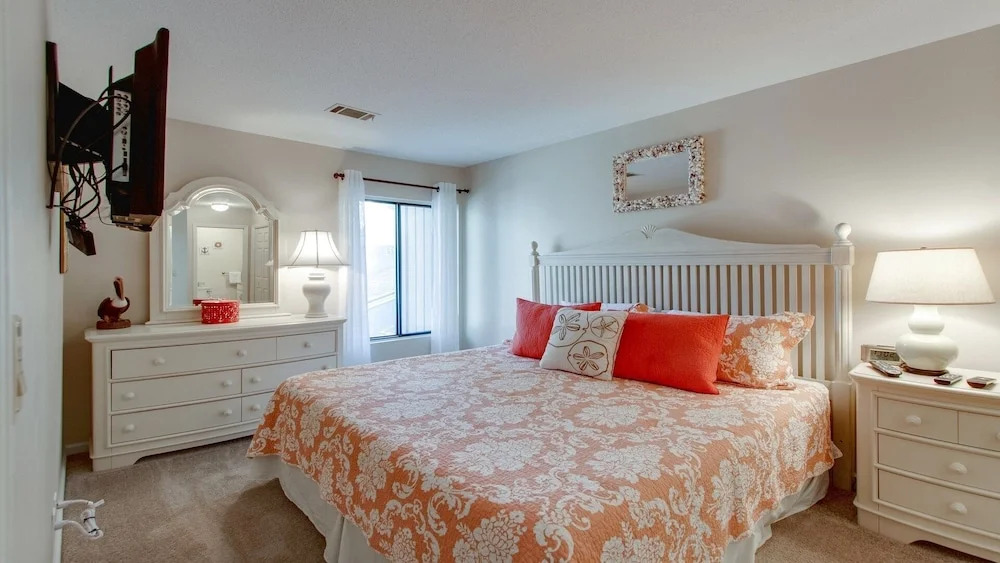 196 Beachwalk 3 Bedroom Condo