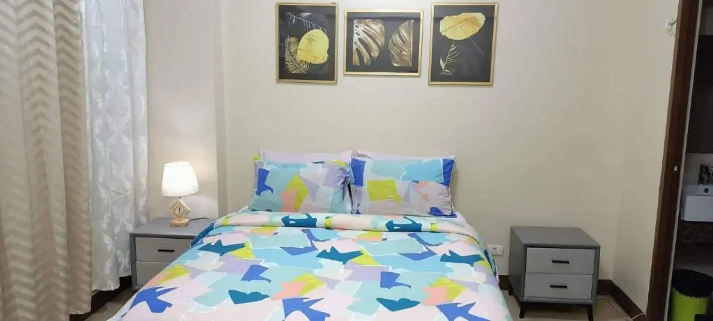 Two Palm Tree Villas close to Manila Airport - Terminal 3