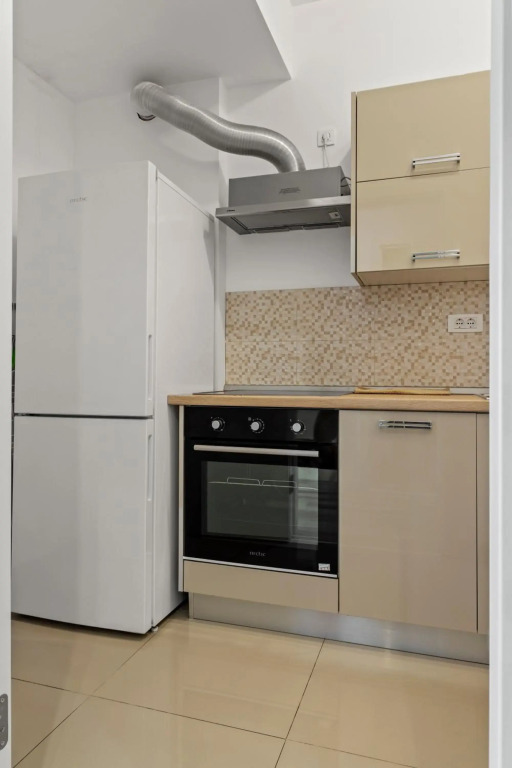 AQUARIUS: Upscale Flat in the Heart of Bucharest